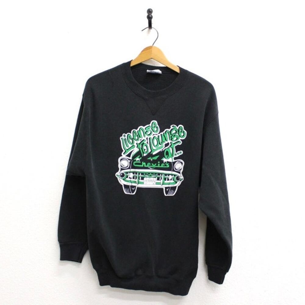 Vintage License To Lounge At Chevie's Herrin Illinois Sweatshirt XL